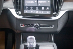 Volvo XC90 Plug-In Hybrid Ultra Dark Theme T8 AWD 7-Seater 2026