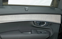 Volvo XC90 Plug-In Hybrid Ultra Dark Theme T8 AWD 7-Seater 2026