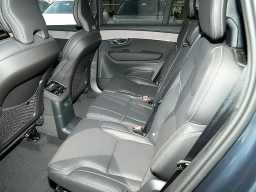 Volvo XC90 Plug-In Hybrid Ultra Dark Theme T8 AWD 7-Seater 2026