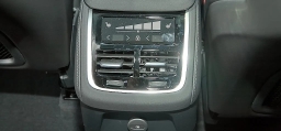 Volvo XC90 Plug-In Hybrid Ultra Dark Theme T8 AWD 7-Seater 2026