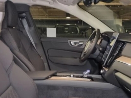 Volvo XC60 Plug-In Hybrid Plus T8 AWD 2026