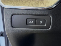 Volvo XC60 Plug-In Hybrid Plus T8 AWD 2026