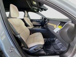 Volvo XC60 Plug-In Hybrid Plus T8 AWD 2026