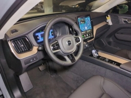 Volvo XC60 Plug-In Hybrid Plus T8 AWD 2026
