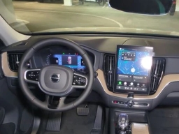Volvo XC60 Plug-In Hybrid Plus T8 AWD 2026