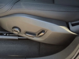 Volvo XC60 Plug-In Hybrid Plus T8 AWD 2026