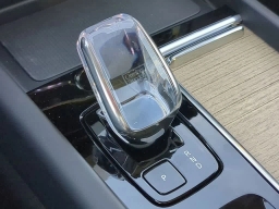 Volvo XC60 Plug-In Hybrid Plus T8 AWD 2026