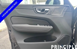 Volvo XC60 Plug-In Hybrid Plus T8 AWD 2026