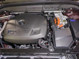 Volvo XC60 Plug-In Hybrid Plus T8 AWD 2026