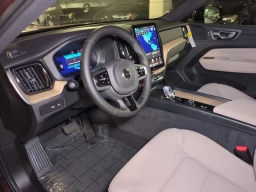 Volvo XC60 Plug-In Hybrid Plus T8 AWD 2026