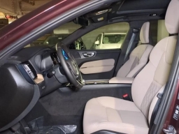 Volvo XC60 Plug-In Hybrid Plus T8 AWD 2026