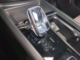 Volvo XC60 Plug-In Hybrid Plus T8 AWD 2026