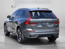 Volvo XC60 Plug-In Hybrid Plus T8 AWD 2026