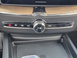 Volvo XC60 Plug-In Hybrid Plus T8 AWD 2026