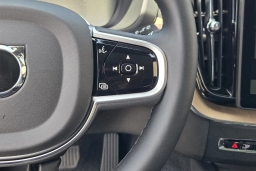 Volvo XC60 Plug-In Hybrid Plus T8 AWD 2026