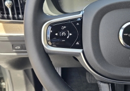 Volvo XC60 Plug-In Hybrid Plus T8 AWD 2026