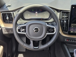 Volvo XC60 Plug-In Hybrid Plus T8 AWD 2026