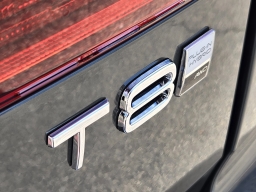 Volvo XC60 Plug-In Hybrid Plus T8 AWD 2026