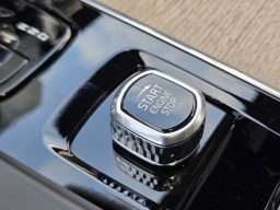Volvo XC60 Plug-In Hybrid Plus T8 AWD 2026