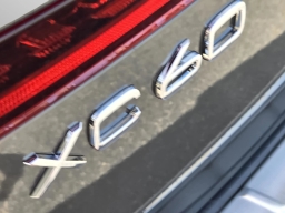 Volvo XC60 Plug-In Hybrid Plus T8 AWD 2026