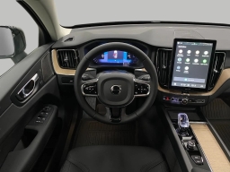 Volvo XC60 Plug-In Hybrid Plus T8 AWD 2026