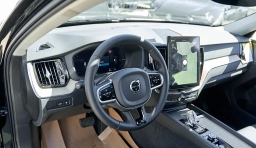 Volvo XC60 Plug-In Hybrid Plus T8 AWD 2026