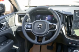 Volvo XC60 Plug-In Hybrid Plus T8 AWD 2026