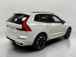 Volvo XC60 Plug-In Hybrid Plus T8 AWD 2026