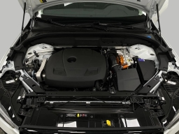 Volvo XC60 Plug-In Hybrid Plus T8 AWD 2026
