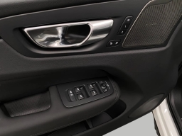Volvo XC60 Plug-In Hybrid Plus T8 AWD 2026