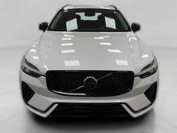 Volvo XC60 Plug-In Hybrid Plus T8 AWD 2026