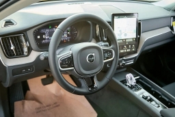 Volvo XC60 Plug-In Hybrid Plus T8 AWD 2026