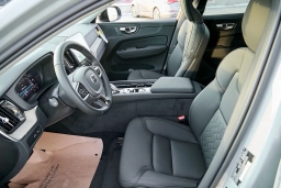 Volvo XC60 Plug-In Hybrid Plus T8 AWD 2026