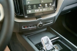 Volvo XC60 Plug-In Hybrid Plus T8 AWD 2026