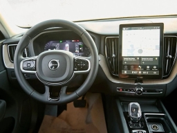 Volvo XC60 Plug-In Hybrid Plus T8 AWD 2026