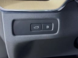 Volvo XC60 Plug-In Hybrid Plus T8 AWD 2026