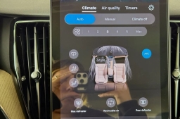 Volvo XC60 Plug-In Hybrid Plus T8 AWD 2026