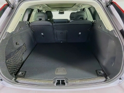 Volvo XC60 Plug-In Hybrid Plus T8 AWD 2026