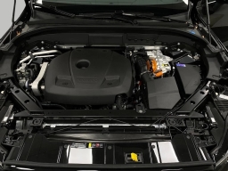 Volvo XC60 Plug-In Hybrid Plus T8 AWD 2026