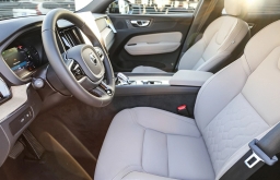 Volvo XC60 Plug-In Hybrid Plus T8 AWD 2026