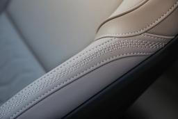 Volvo XC60 Plug-In Hybrid Plus T8 AWD 2026