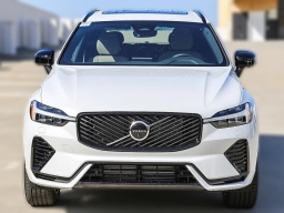 Volvo XC60 Plug-In Hybrid Plus T8 AWD 2026