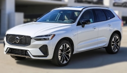 Volvo XC60 Plug-In Hybrid Plus T8 AWD 2026