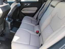 Volvo XC60 Plug-In Hybrid Plus T8 AWD 2026