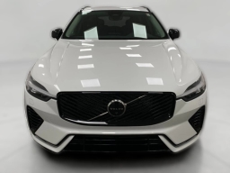 Volvo XC60 Plug-In Hybrid Plus T8 AWD 2026
