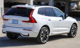 Volvo XC60 Plug-In Hybrid Plus T8 AWD 2026