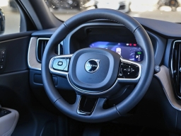 Volvo XC60 Plug-In Hybrid Plus T8 AWD 2026