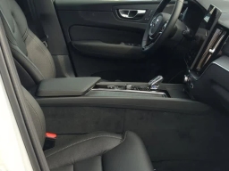 Volvo XC60 Plug-In Hybrid Ultra Black Edition T8 AWD 2026