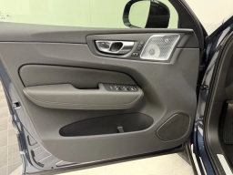 Volvo XC60 Plug-In Hybrid Ultra Black Edition T8 AWD 2026