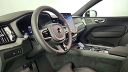Volvo XC60 Plug-In Hybrid Ultra Black Edition T8 AWD 2026
